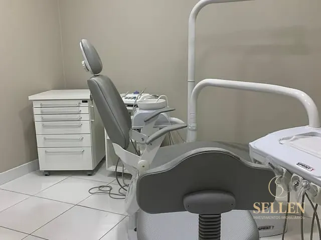 Sala com 20m², para alugar, no bairro Centro em Balneário Camboriú