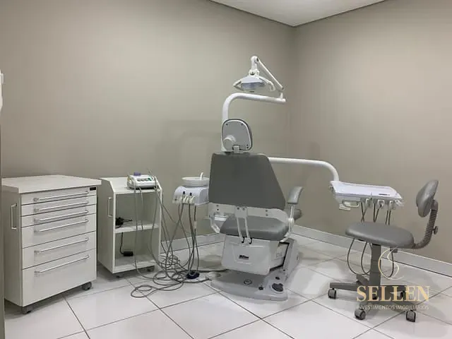 Sala com 20m², para alugar, no bairro Centro em Balneário Camboriú
