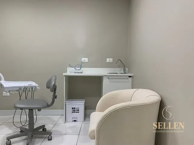 Sala com 20m², para alugar, no bairro Centro em Balneário Camboriú