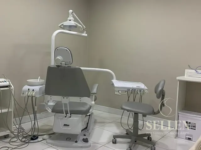 Sala com 20m², para alugar, no bairro Centro em Balneário Camboriú