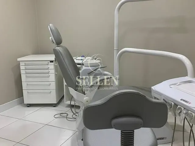Sala com 20m², para alugar, no bairro Centro em Balneário Camboriú