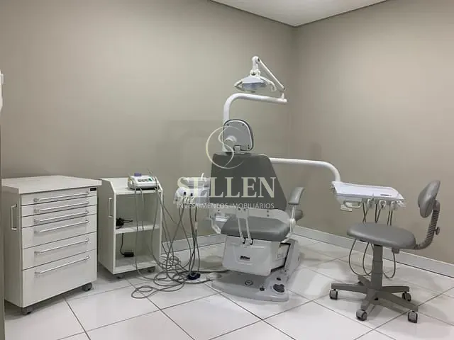 Sala com 20m², para alugar, no bairro Centro em Balneário Camboriú