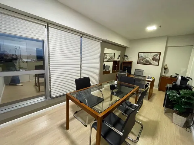 Sala com 10m², para alugar, no bairro Jardim Aquarius em São José Dos Campos