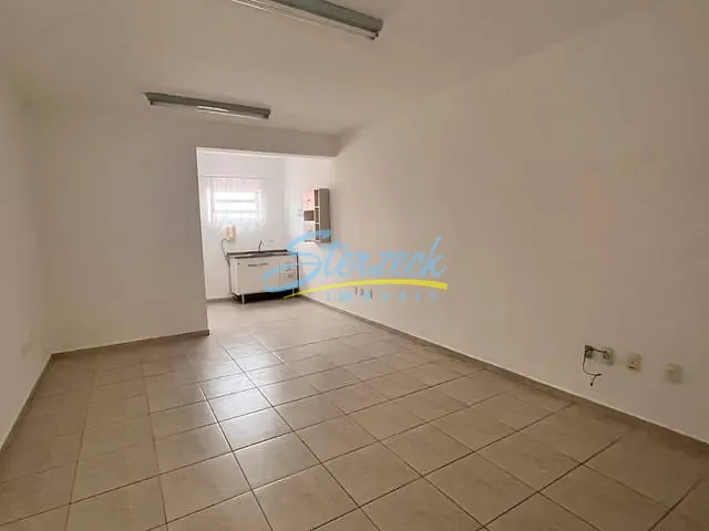Sala com 28m², para alugar, no bairro Centro em Vinhedo