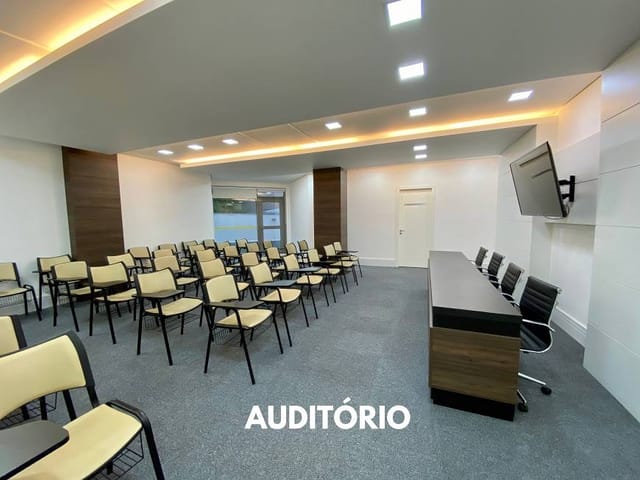 Sala com 120m², à venda, no bairro Rio Branco em Porto Alegre