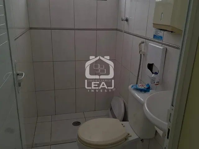 Sala com 50m², para alugar, no bairro Chácara Santo Antônio (Zona Sul) em São Paulo