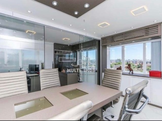 Sala com 100m², à venda, no bairro Cristo Redentor em Porto Alegre