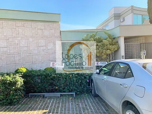 Sala com 527m², à venda, no bairro Centro em Atibaia