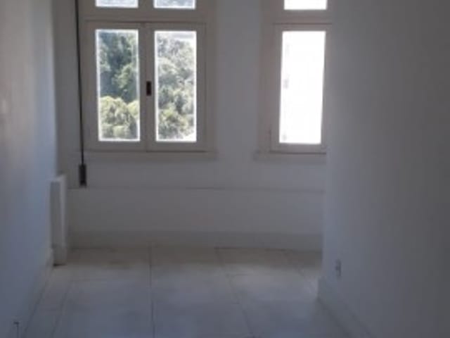 Sala para alugar, no bairro Centro em Petrópolis