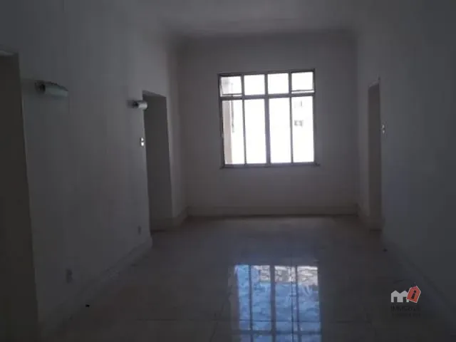 Sala para alugar, no bairro Centro em Petrópolis