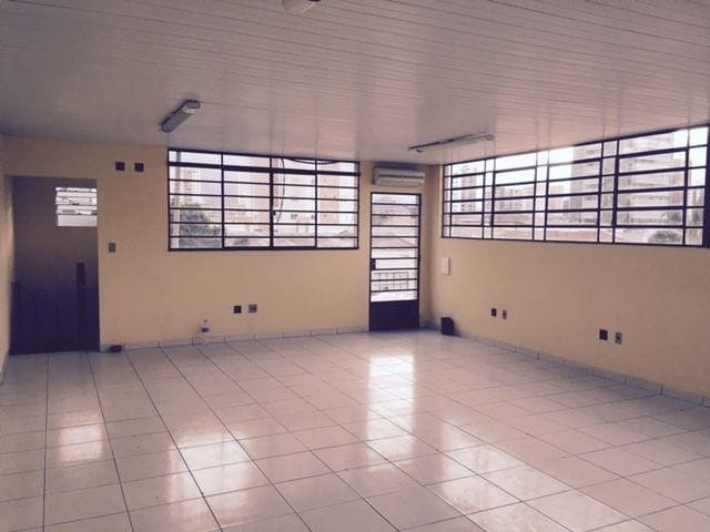 Sala com 50m², para alugar, no bairro Vila Gomes Cardim em São Paulo