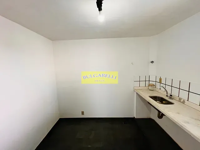 Sala com 28m², para alugar, no bairro Jardim Morumbi em Jundiaí