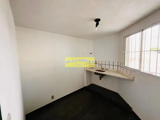 Sala com 28m², para alugar, no bairro Jardim Morumbi em Jundiaí