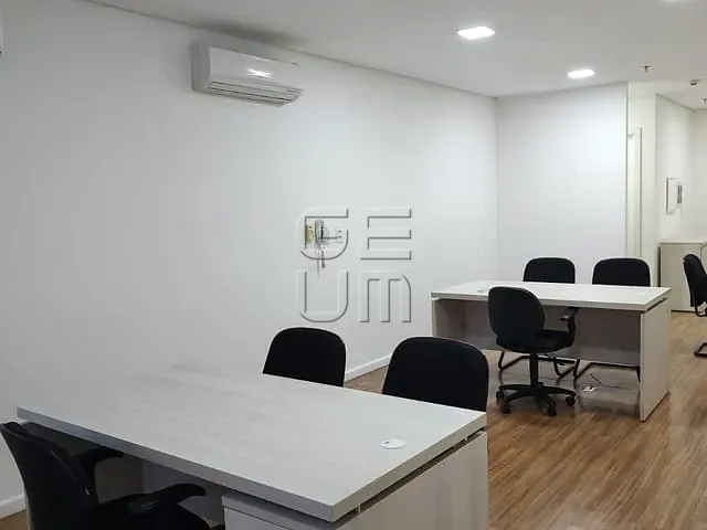 Sala à venda, no bairro Gleba Fazenda Palhano em Londrina