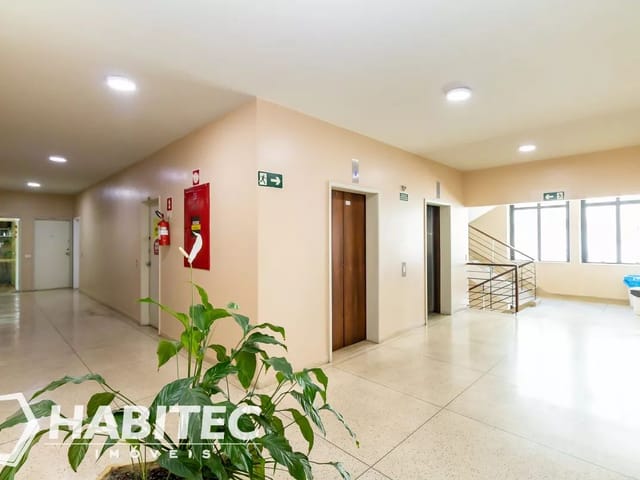 Sala à venda, no bairro Centro em Curitiba