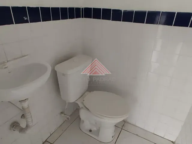 Sala com 35m², para alugar, no bairro Vila Augusto em Mauá