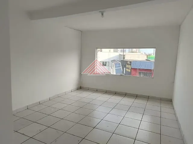 Sala com 35m², para alugar, no bairro Vila Augusto em Mauá