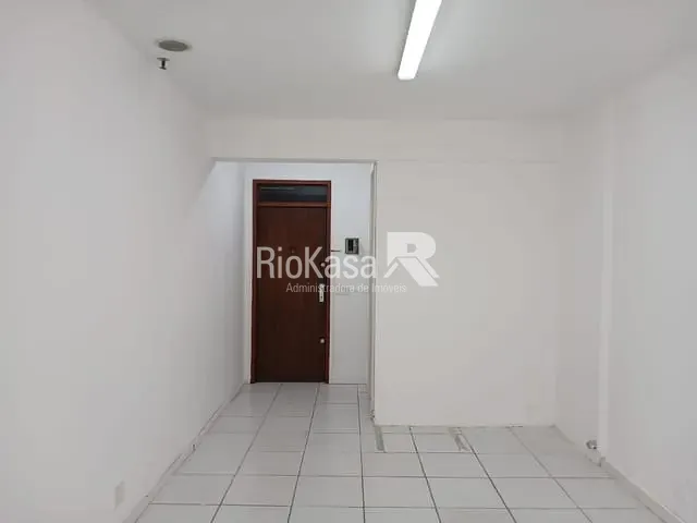 Sala para alugar, no bairro Centro em Rio de Janeiro