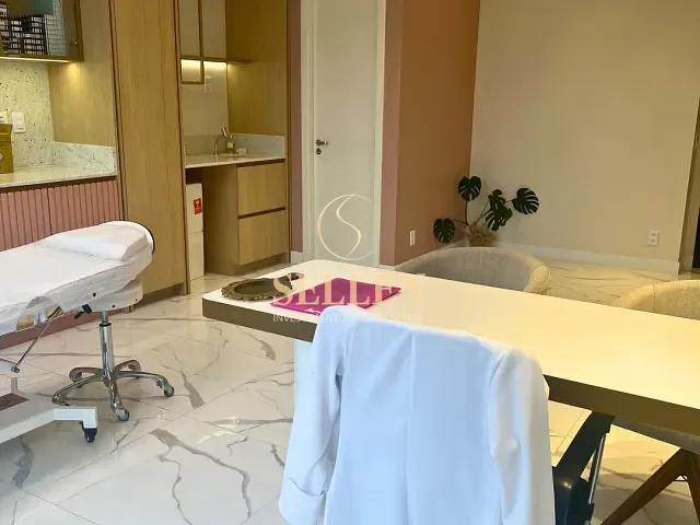 Sala à venda, no bairro Santana em Porto Alegre