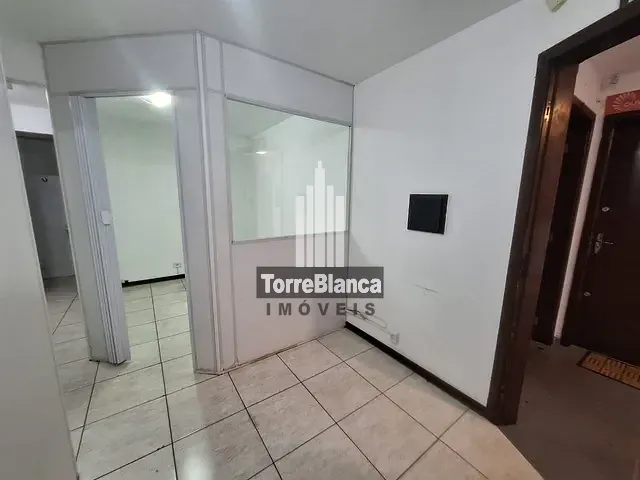 Sala com 45m², para alugar, no bairro Centro em Ponta Grossa