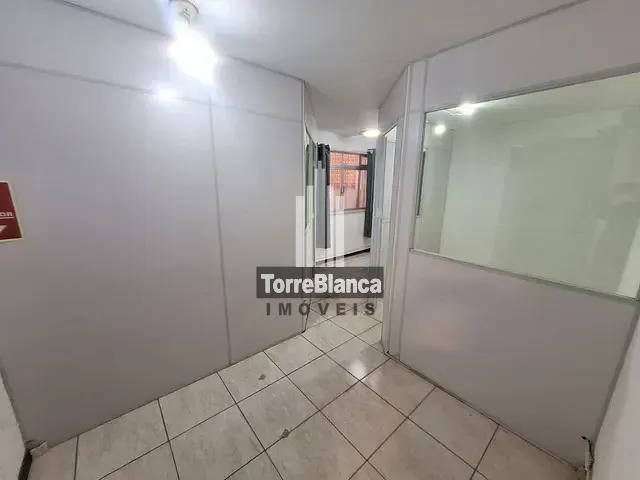 Sala com 45m², para alugar, no bairro Centro em Ponta Grossa