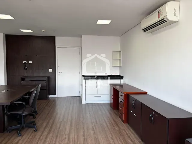 Sala com 45m², à venda, no bairro Vila Andrade em São Paulo