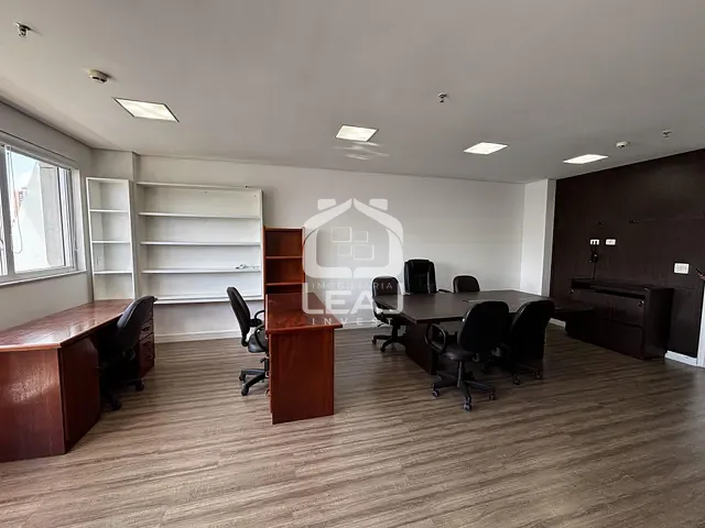 Sala com 45m², à venda, no bairro Vila Andrade em São Paulo