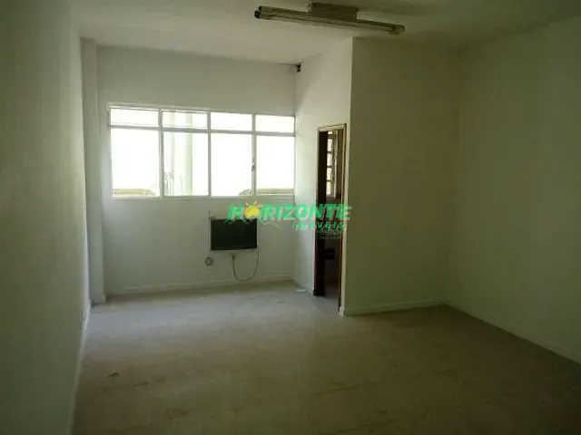 Sala com 27m², à venda, no bairro Jardim Apolo em São José dos Campos