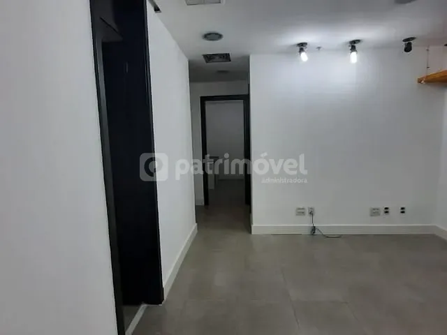 Sala com 61m², para alugar, no bairro Barra da Tijuca em Rio de Janeiro
