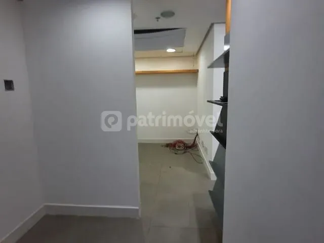 Sala com 61m², para alugar, no bairro Barra da Tijuca em Rio de Janeiro