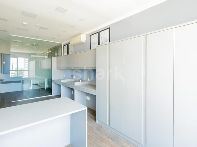 Sala com 55m², à venda ou para alugar, no bairro Sítio Tamboré Alphaville em Barueri