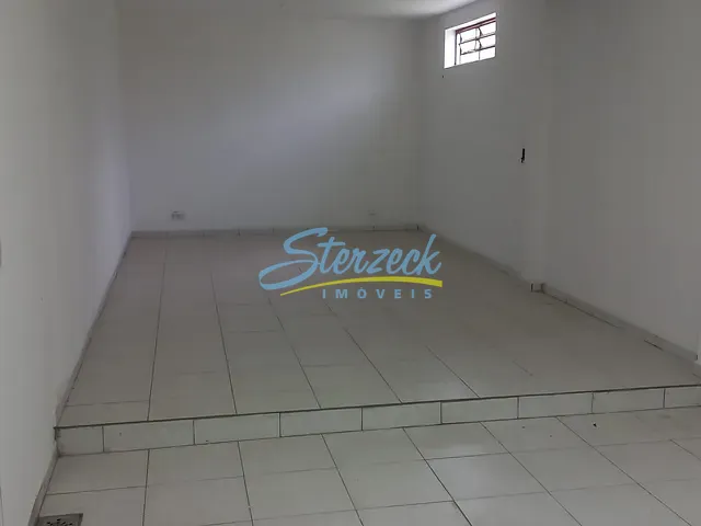 Sala com 204m², para alugar, no bairro Capela em Vinhedo