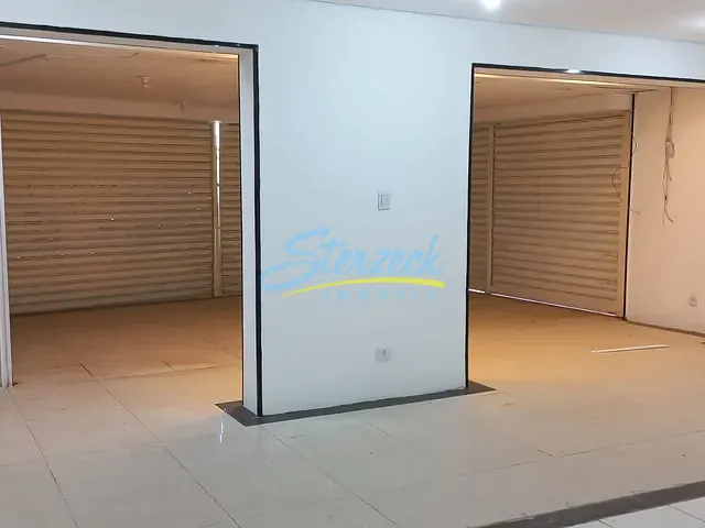 Sala com 204m², para alugar, no bairro Capela em Vinhedo