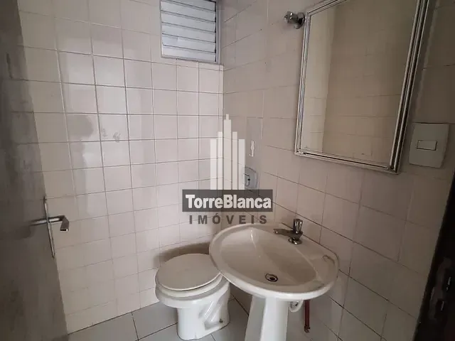 Sala com 40m², para alugar, no bairro Centro em Ponta Grossa
