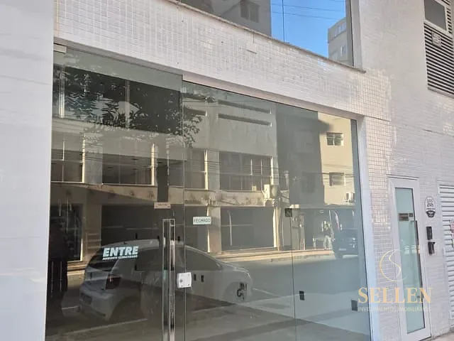 Sala com 81m², para alugar, no bairro Centro em Balneário Camboriú