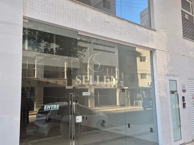 Sala com 81m², para alugar, no bairro Centro em Balneário Camboriú