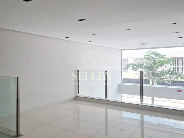 Sala com 81m², para alugar, no bairro Centro em Balneário Camboriú