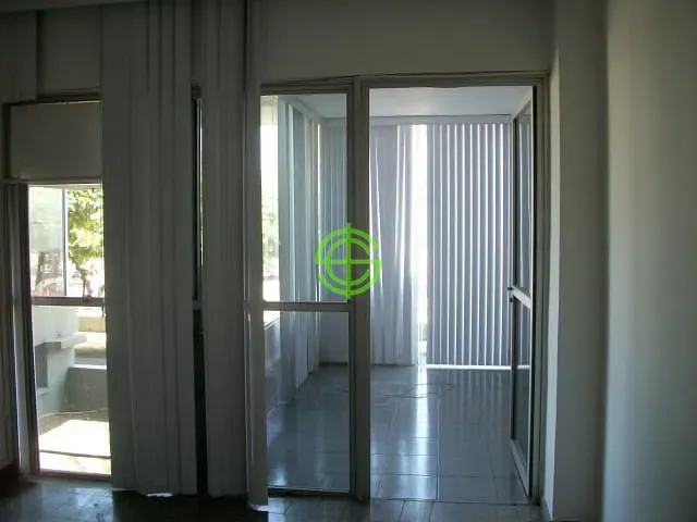 Sala à venda, no bairro Barra da Tijuca em Rio de Janeiro