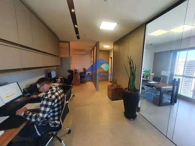 Sala à venda, no bairro Jardim Aquarius em São José dos Campos