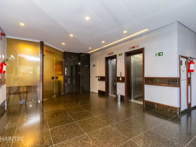 Sala à venda, no bairro Champagnat em Curitiba