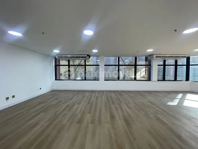 Sala com 152m², para alugar, no bairro Barra da Tijuca em Rio de Janeiro