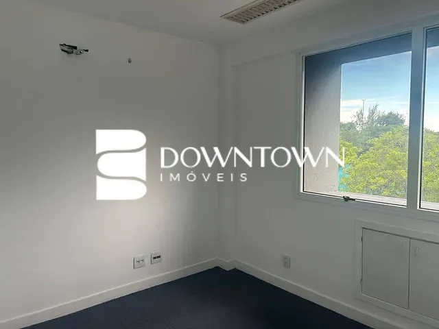 Sala com 50m², para alugar, no bairro Barra da Tijuca em Rio de Janeiro