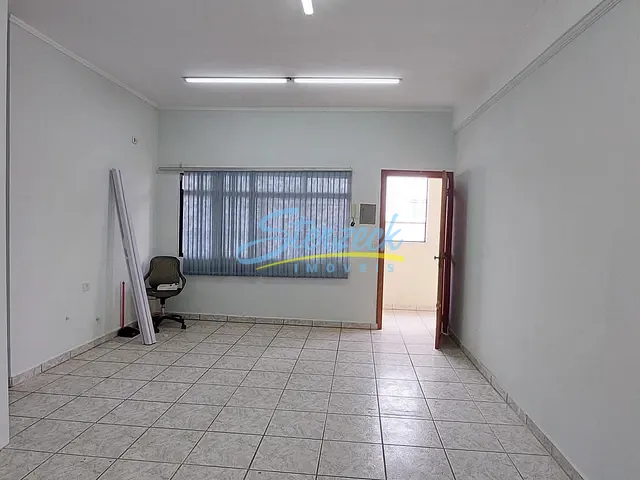 Sala com 38m², para alugar, no bairro Centro em Vinhedo