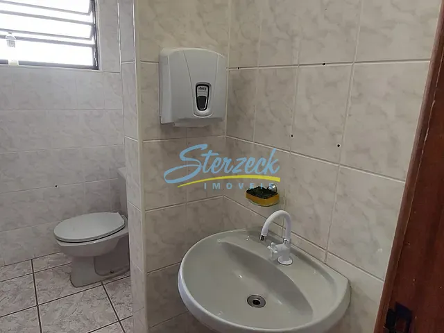 Sala com 38m², para alugar, no bairro Centro em Vinhedo