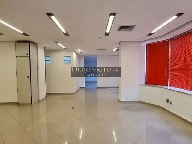 Sala com 180m², para alugar, no bairro Jardim Paulistano em São Paulo