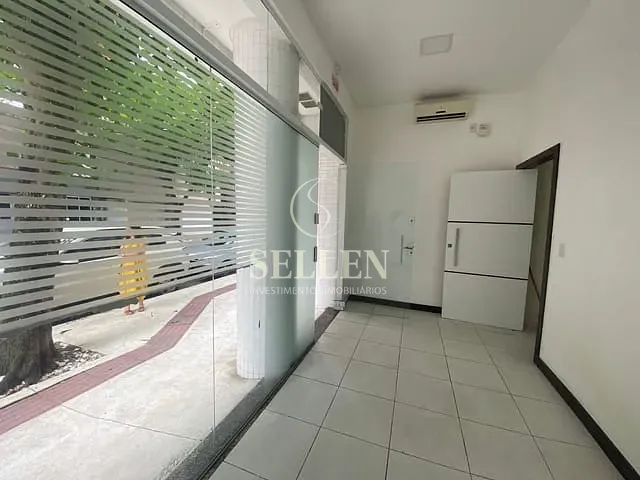 Sala para alugar, no bairro Centro em Balneário Camboriú