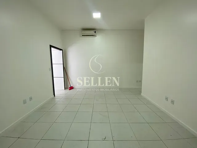 Sala para alugar, no bairro Centro em Balneário Camboriú
