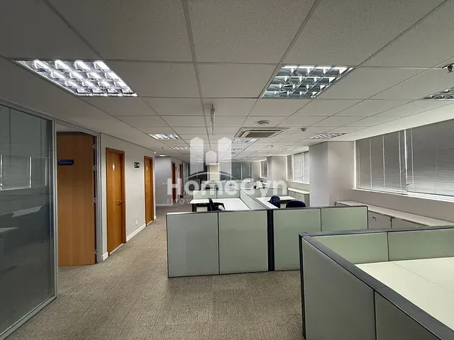 Sala com 528m², para alugar, no bairro Jardim Goiás em Goiânia