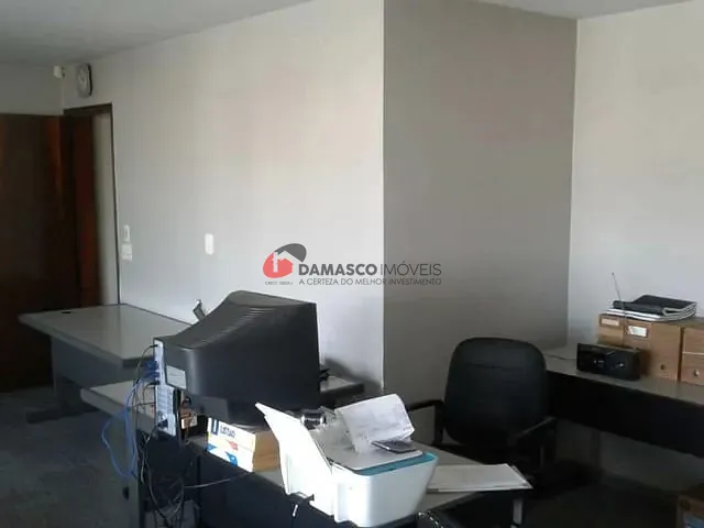 Sala à venda, no bairro Olímpico em São Caetano do Sul