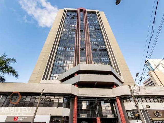 Sala à venda, no bairro Centro em Curitiba